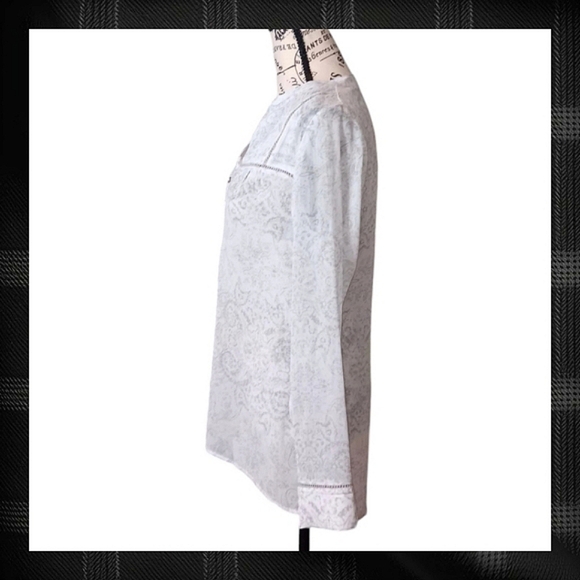 Sheer Pull Over Blouse Bundle Size Small - Picture 5 of 16